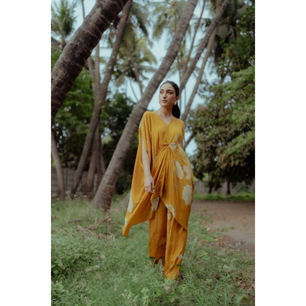 Paulmi & Harsh Big Rose Fusion Placement Print (Set of 2)