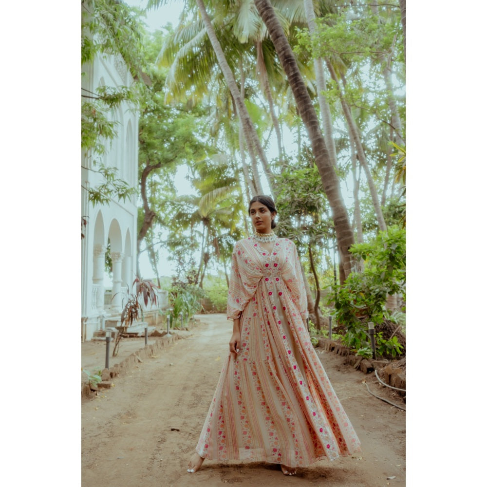 Paulmi & Harsh Rose Border Printed Kaftan