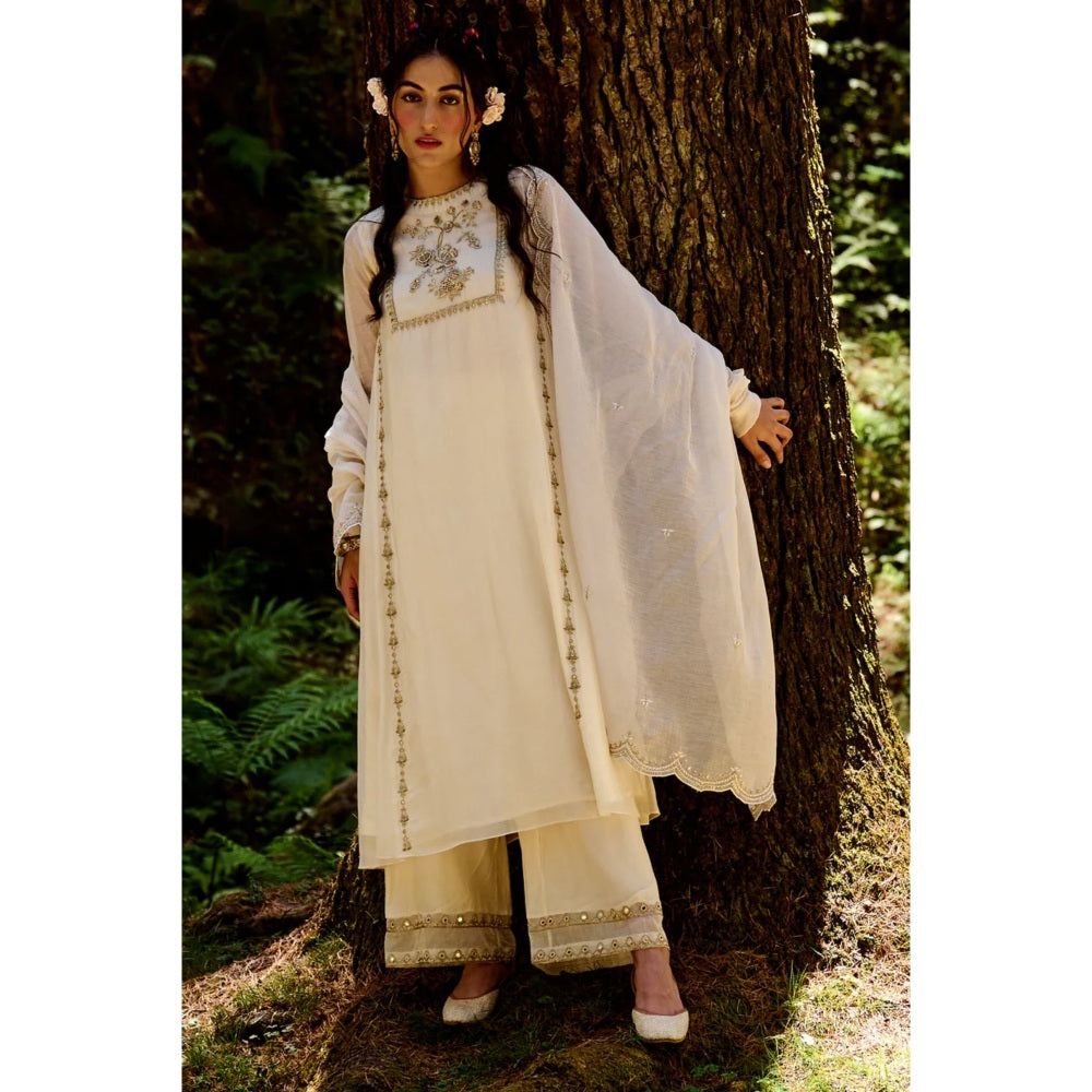Paulmi & Harsh Off White Cutdana Kurta (Set of 3)