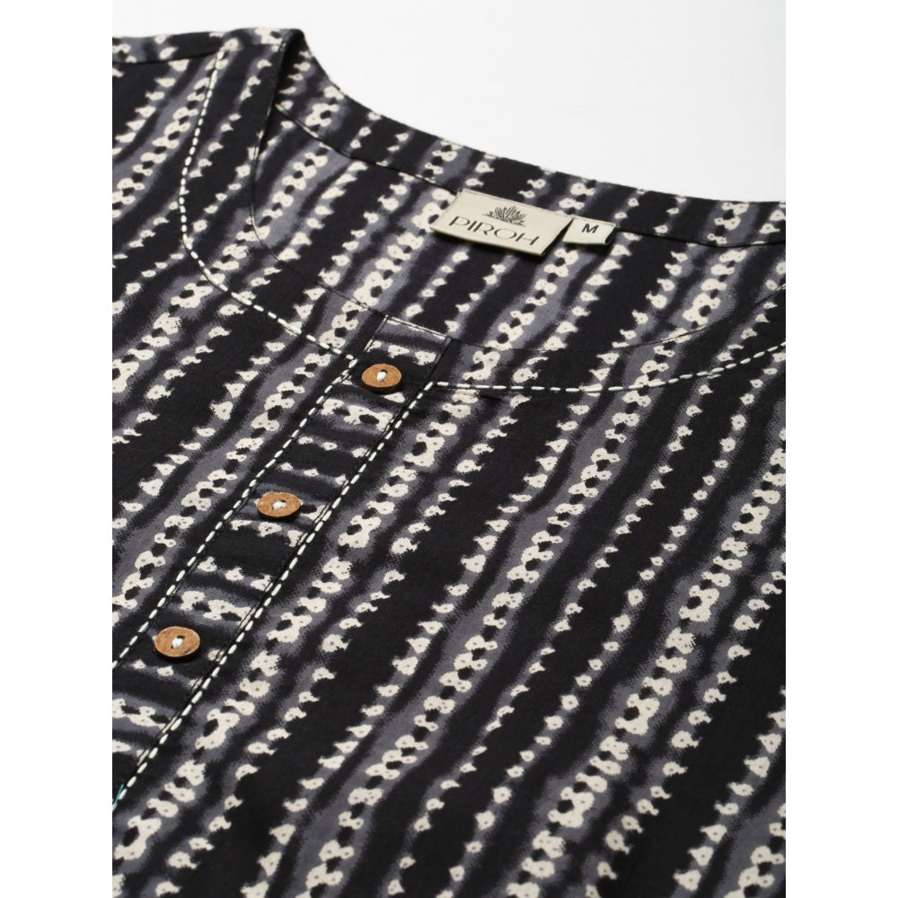 Piroh Women's Cotton Stripe Print Straight Kurta (Black)