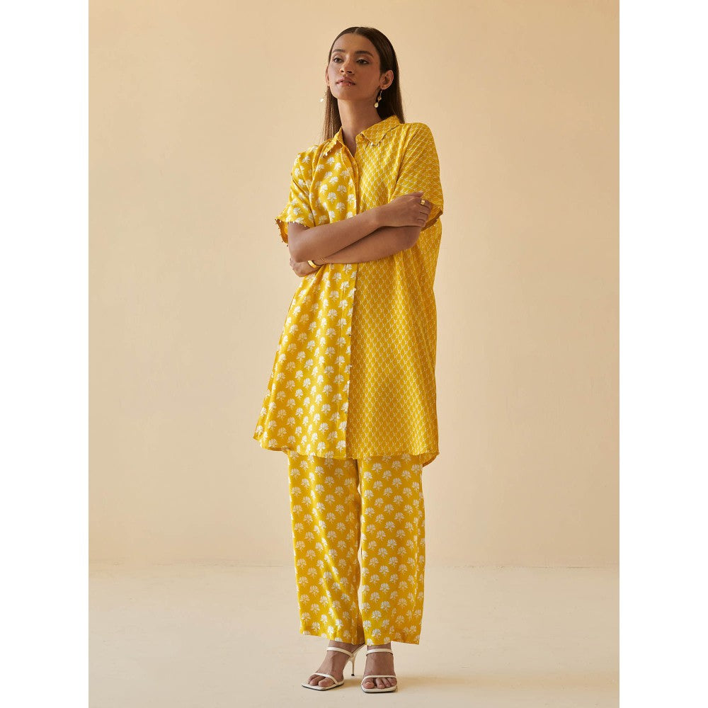 Prakriti Jaipur Yellow Lotus Oversized Kurta & Pant Co-Ord (Set of 2)