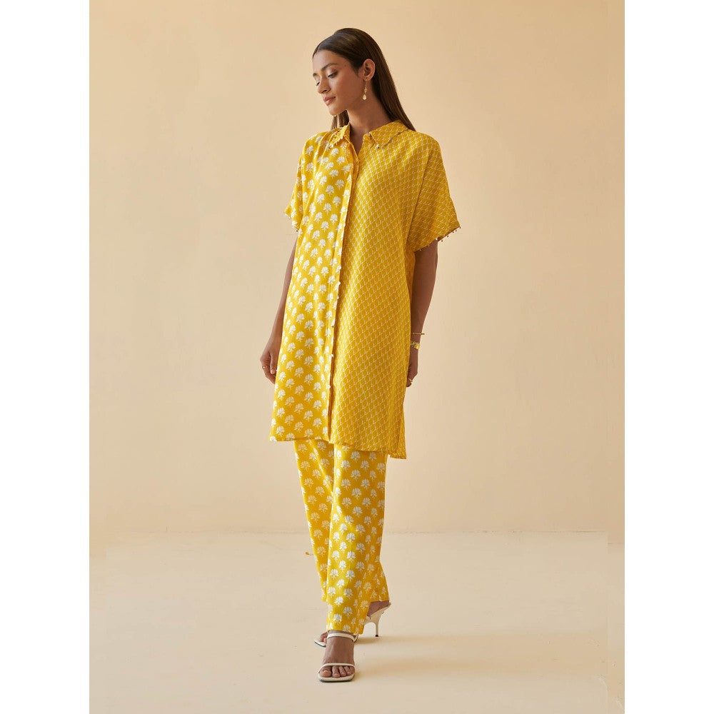 Prakriti Jaipur Yellow Lotus Oversized Kurta & Pant Co-Ord (Set of 2)