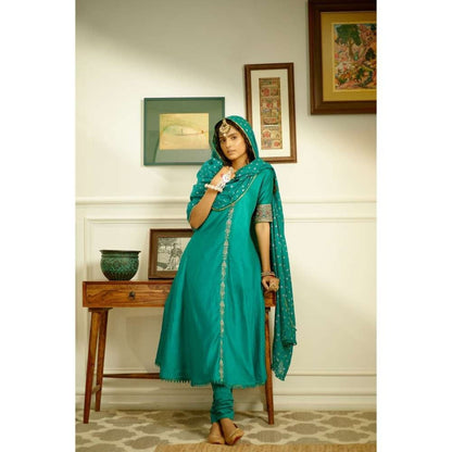 PRATIBHA SULTANIA Green Kurta Suit & Pant with Dupatta with Scalloped Hem (Set of 3)