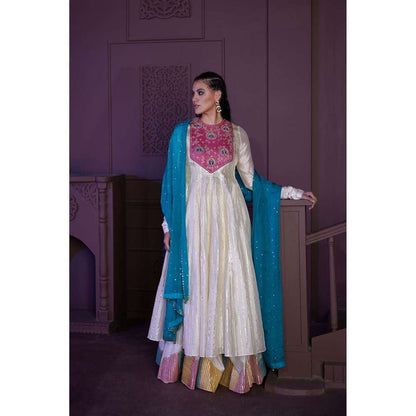 PRATIBHA SULTANIA White Chanderi Anarkali Kurti with Lehenga & Dupatta (Set of 3)