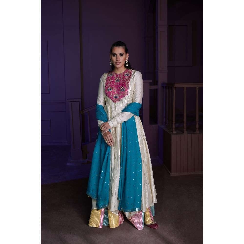 PRATIBHA SULTANIA White Chanderi Anarkali Kurti with Lehenga & Dupatta (Set of 3)