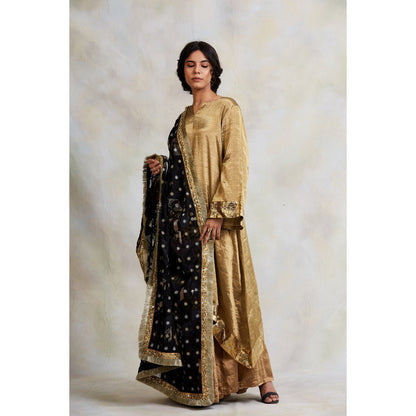PRIYANKA RAAJIV Risay Patchwork Chikankari and Brocade Blend Dupatta