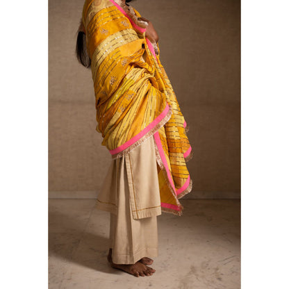 PRIYANKA RAAJIV Aashi Yellow Patchwork Dupatta