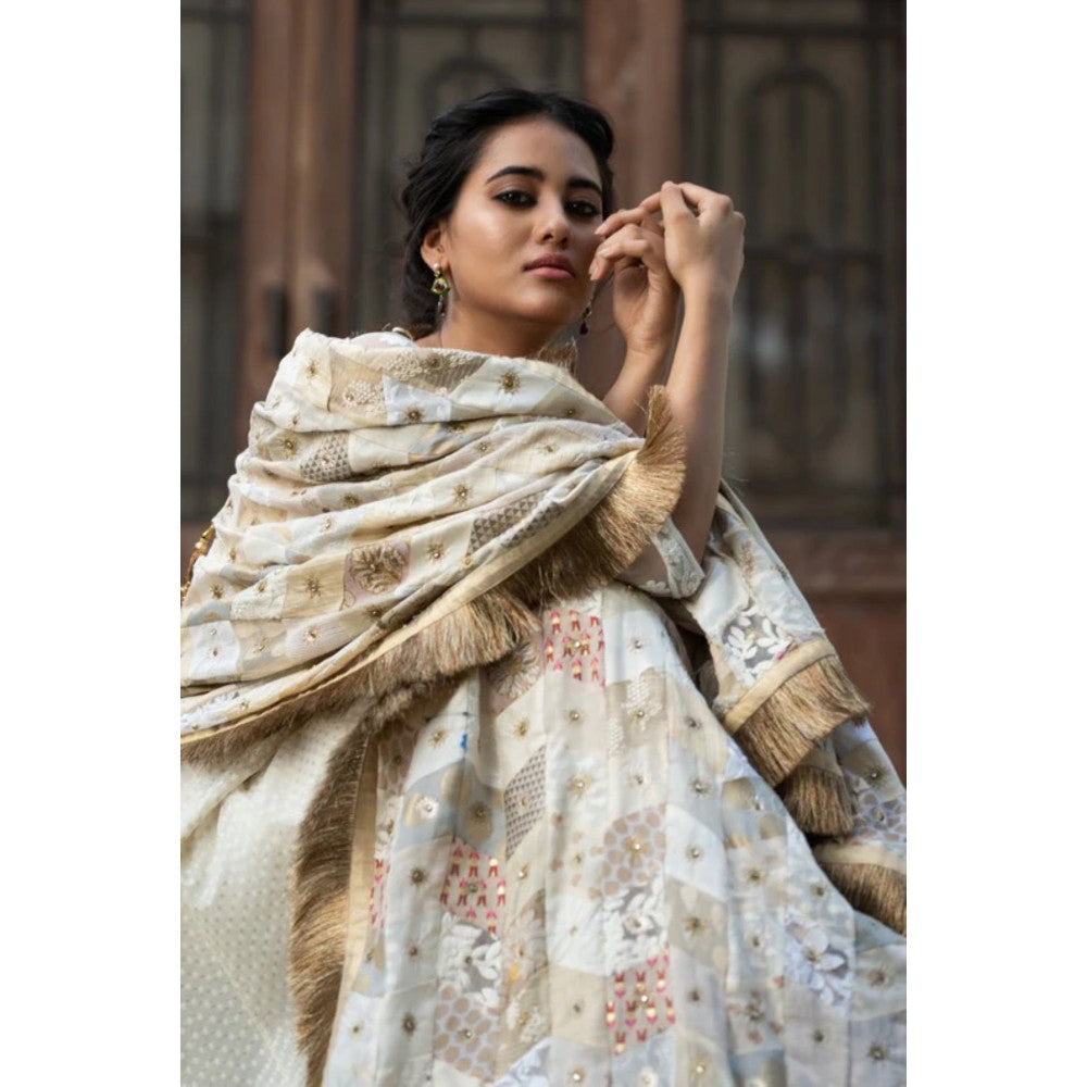 PRIYANKA RAAJIV Mogra Heritage Ivory Dupatta