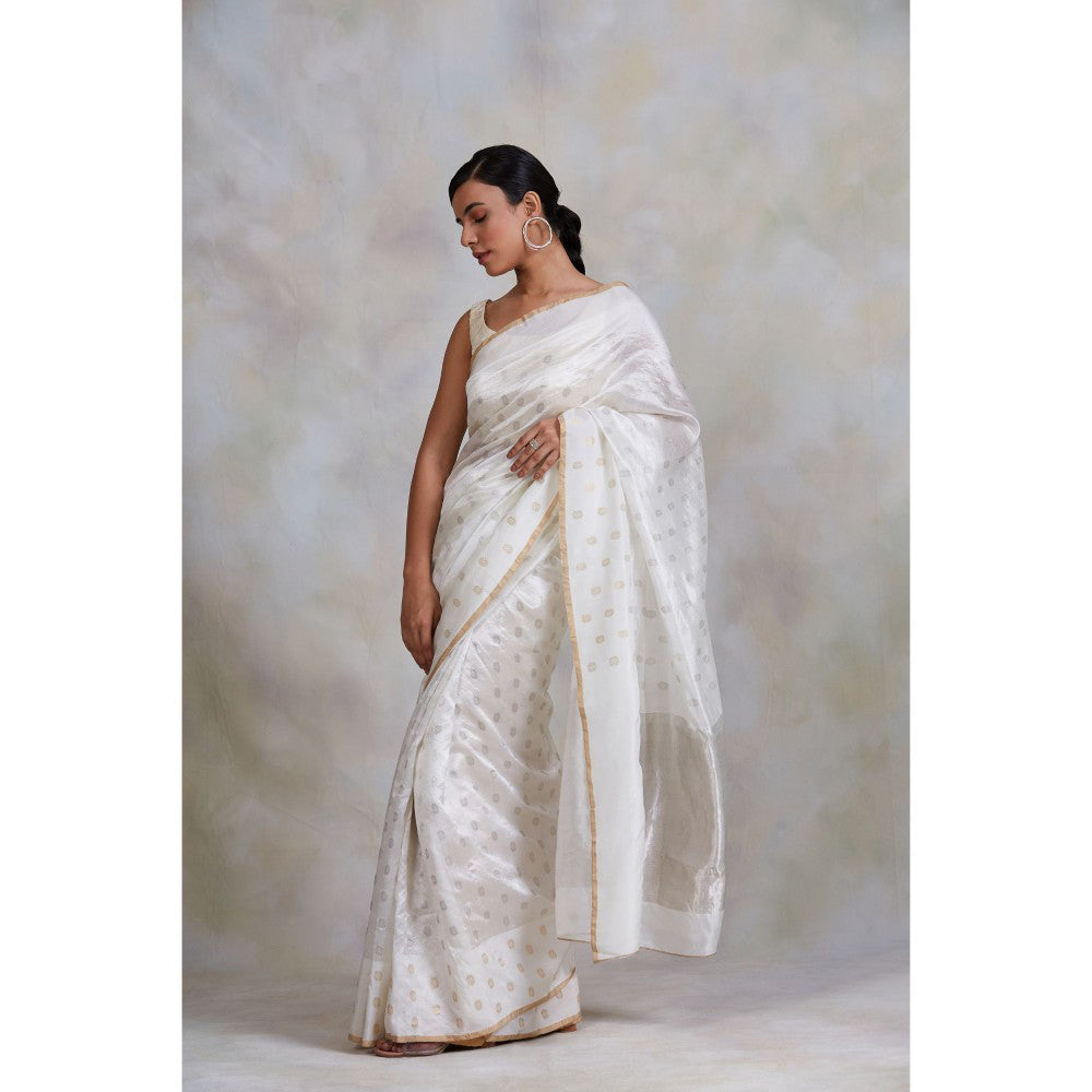 PRIYANKA RAAJIV Akasa Off White Chanderi Silk Saree with Unstitched Blouse