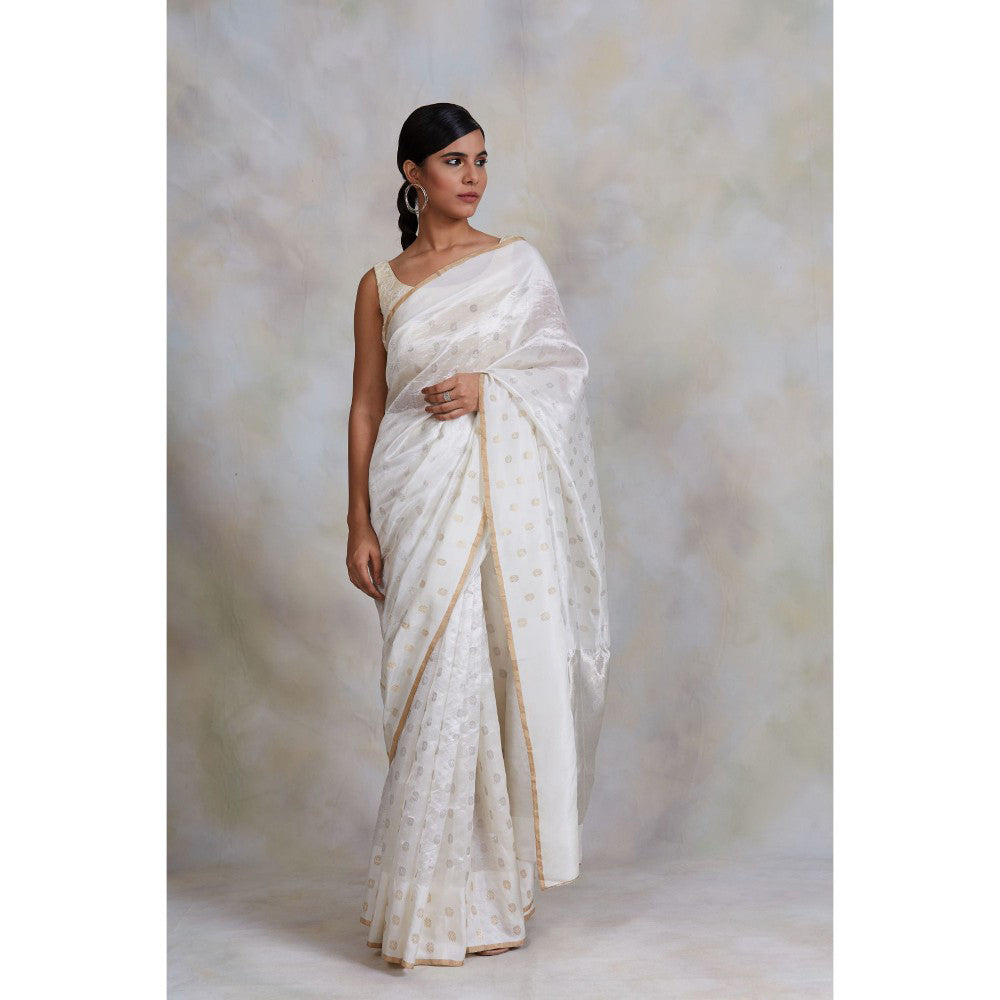 PRIYANKA RAAJIV Akasa Off White Chanderi Silk Saree with Unstitched Blouse