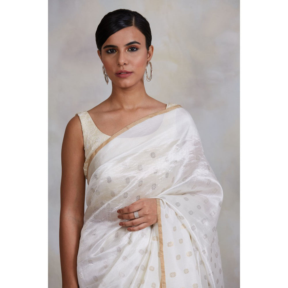 PRIYANKA RAAJIV Akasa Off White Chanderi Silk Saree with Unstitched Blouse