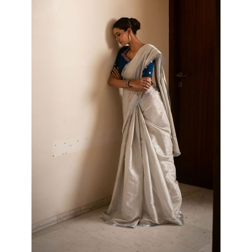 PRIYANKA RAAJIV Alisha Silver Silk Tissue Chanderi Saree with Unstitched Blouse