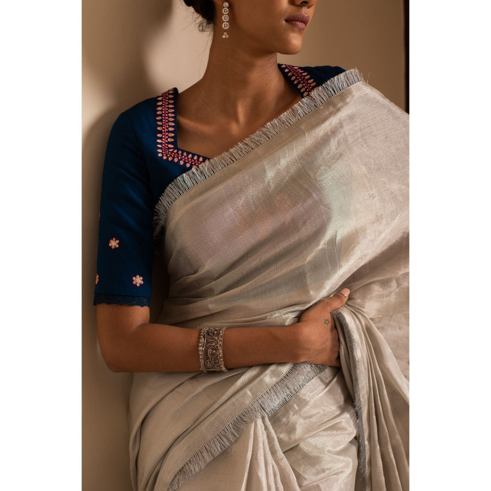 PRIYANKA RAAJIV Alisha Silver Silk Tissue Chanderi Saree with Unstitched Blouse