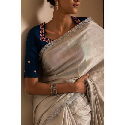 PRIYANKA RAAJIV Alisha Silver Silk Tissue Chanderi Saree with Unstitched Blouse