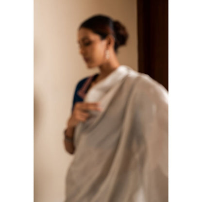 PRIYANKA RAAJIV Alisha Silver Silk Tissue Chanderi Saree with Unstitched Blouse