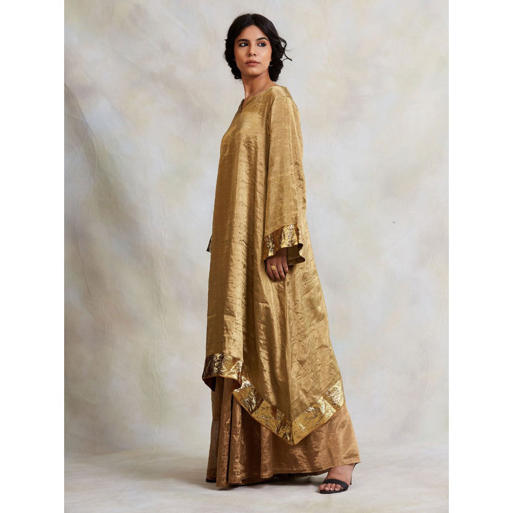 PRIYANKA RAAJIV Zinia Gold Silk Flowy Kurta and Pajama (Set of 2)