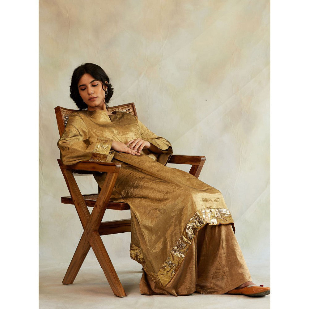 PRIYANKA RAAJIV Zinia Gold Silk Flowy Kurta and Pajama (Set of 2)
