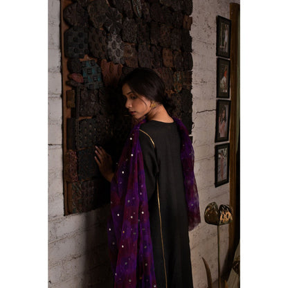 PRIYANKA RAAJIV Aanya Black Linen Flowy Kurta with Palazzo (Set of 3)