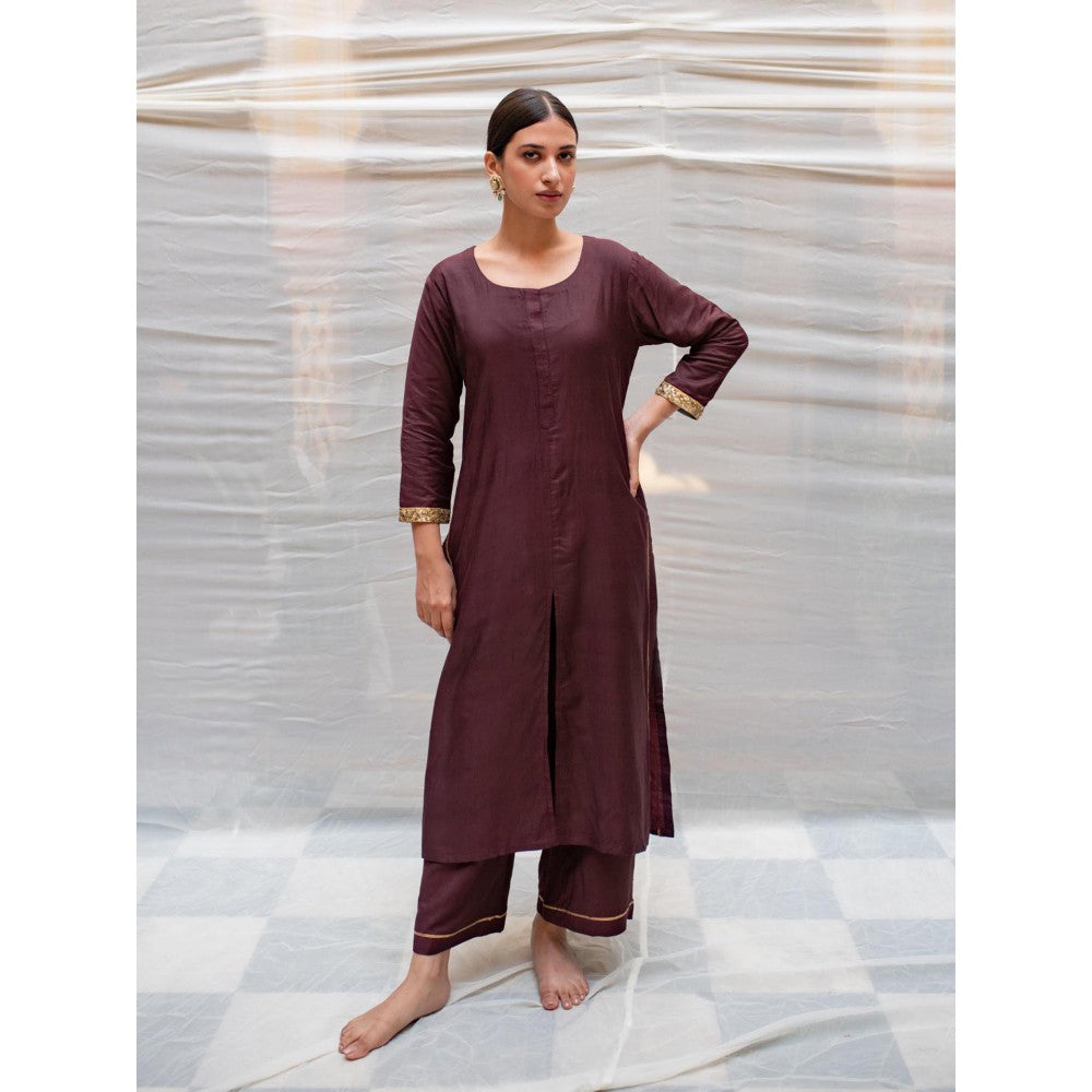PRIYANKA RAAJIV Tamanvi Brown Cotton Silk Straight Kurta with Embroidered Sleeves (Set of 2)