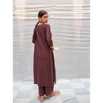 PRIYANKA RAAJIV Tamanvi Brown Cotton Silk Straight Kurta with Embroidered Sleeves (Set of 2)