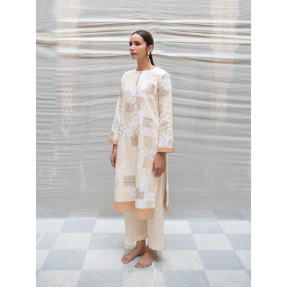 PRIYANKA RAAJIV Aloka Ivory Patchwork Kurta (Set of 2)