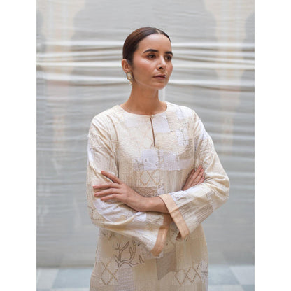 PRIYANKA RAAJIV Aloka Ivory Patchwork Kurta (Set of 2)