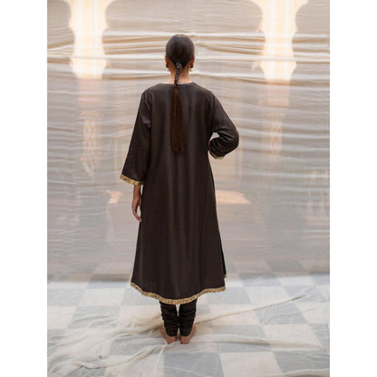 PRIYANKA RAAJIV Yuvragi Black Silk Lucknawi Style Kurta with Hand Embroidered (Set of 2)