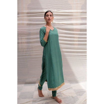 PRIYANKA RAAJIV Sukritya Teal Cotton Silk Straight Kurta (Set of 3)