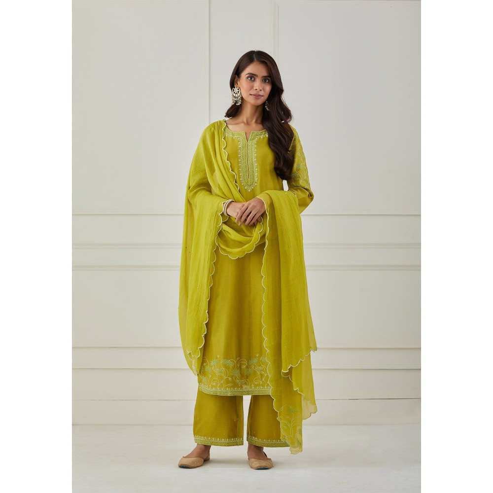 Priya Chaudhary Lime Green Scalloped Embroidered Chanderi Dupatta