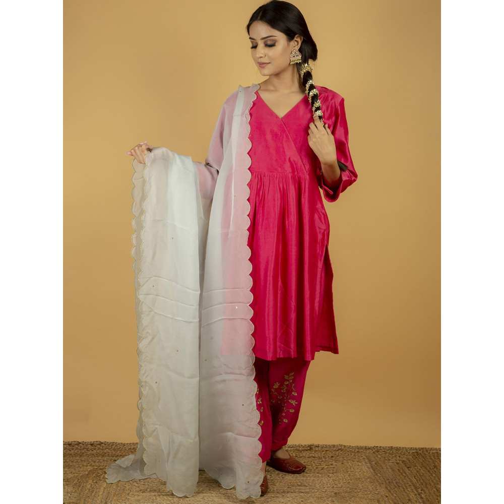 Priya Chaudhary Powder Blue Scalloped Organza Dupatta
