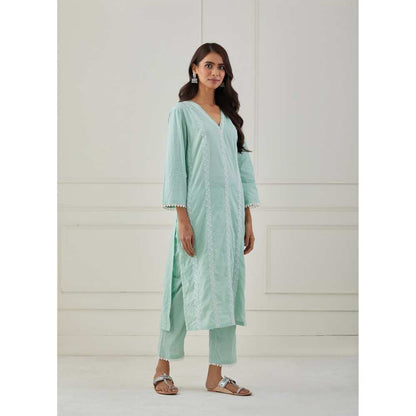 Priya Chaudhary Green Embroidery Kurta