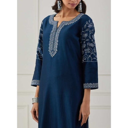 Priya Chaudhary Blue Embroidered Chanderi Silk Kurta