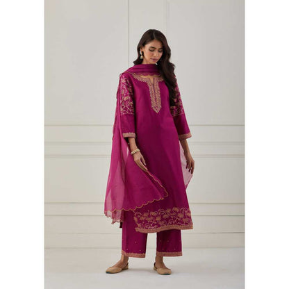 Priya Chaudhary Magenta Embroidered Chanderi Silk Kurta