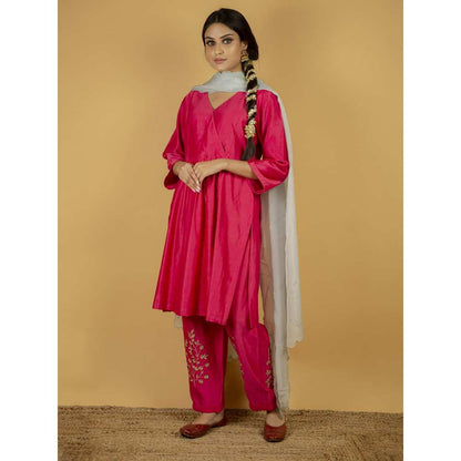 Priya Chaudhary Pink Chanderi Silk Kurta