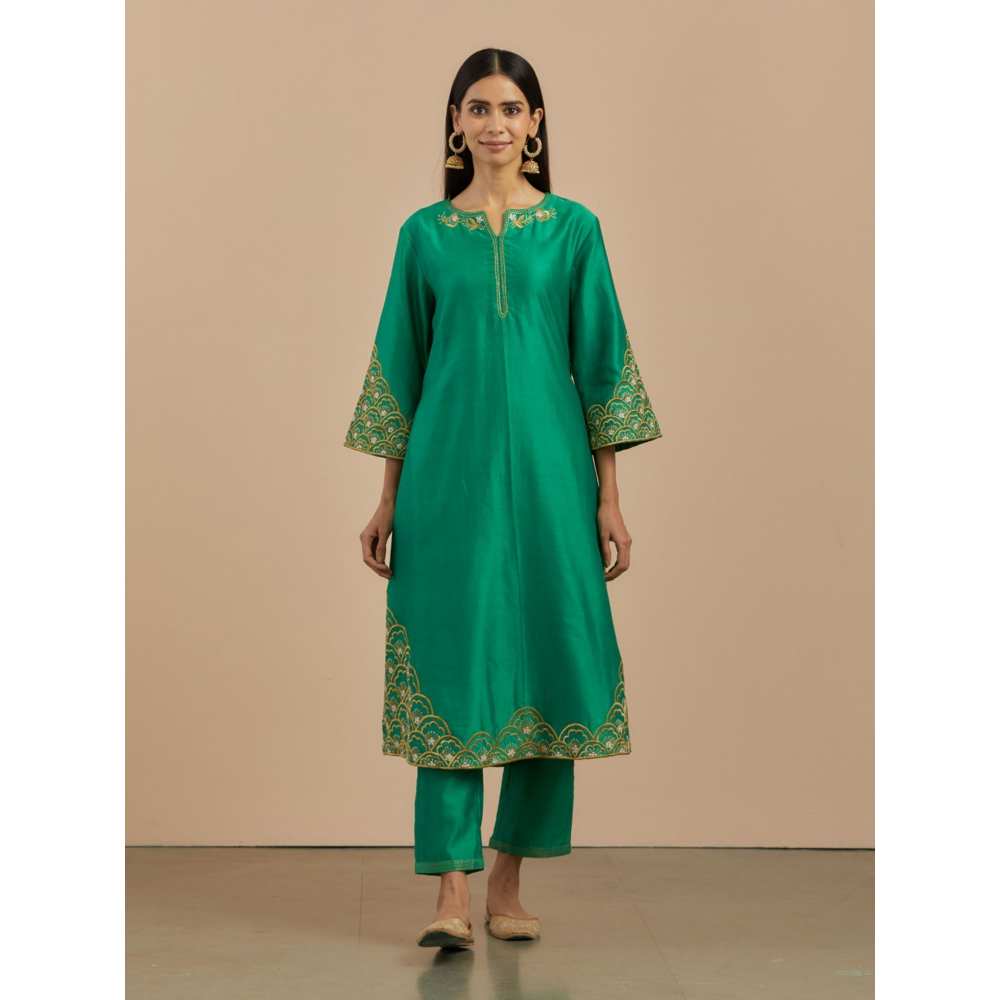 Priya Chaudhary Green Organza Dupatta