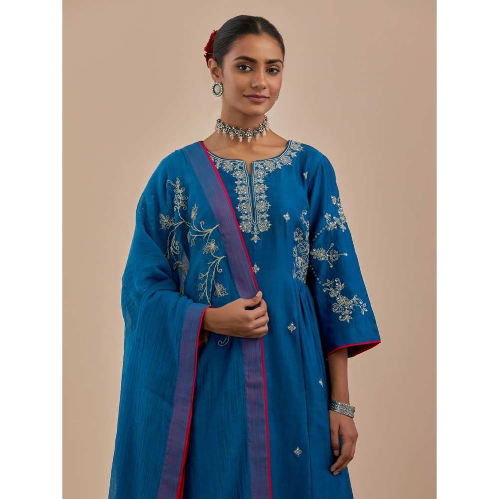 Priya Chaudhary Blue Embroidered Chanderi Dupatta