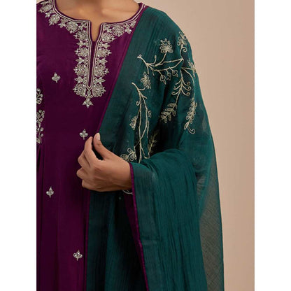 Priya Chaudhary Green Embroidered Chanderi Dupatta