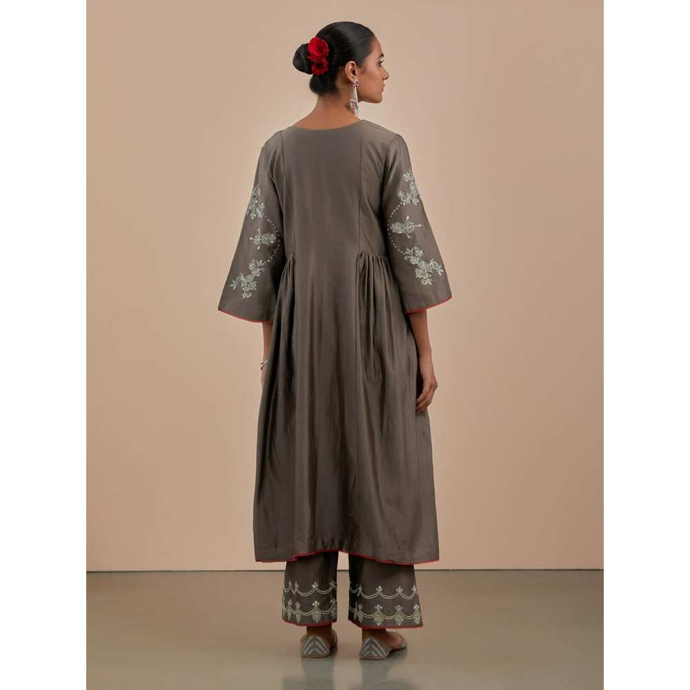 Priya Chaudhary Rust Embroidered Chanderi Dupatta