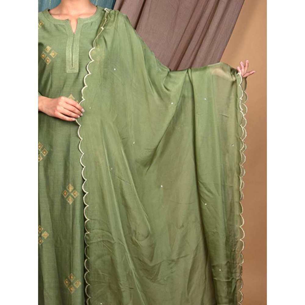 Priya Chaudhary Green Dupatta