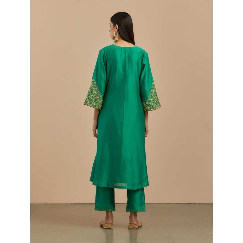 Priya Chaudhary Green Chanderi Silk Pants