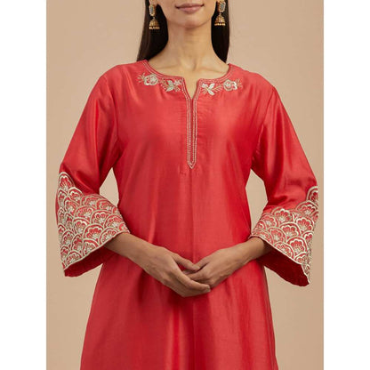 Priya Chaudhary Red Embroidered Chanderi Silk Kurta