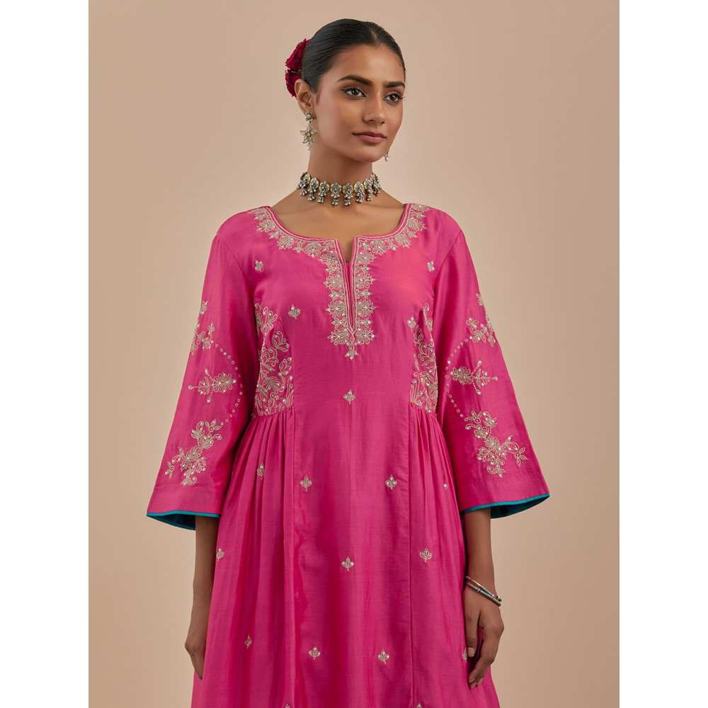 Priya Chaudhary Pink Embroidered Chanderi Silk Kurta