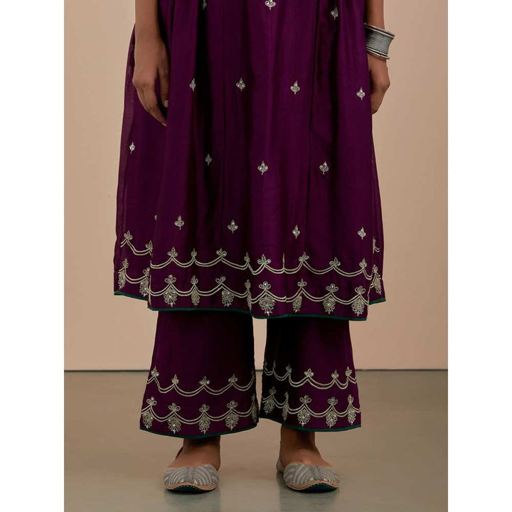 Priya Chaudhary Purple Embroidered Chanderi Silk Pants