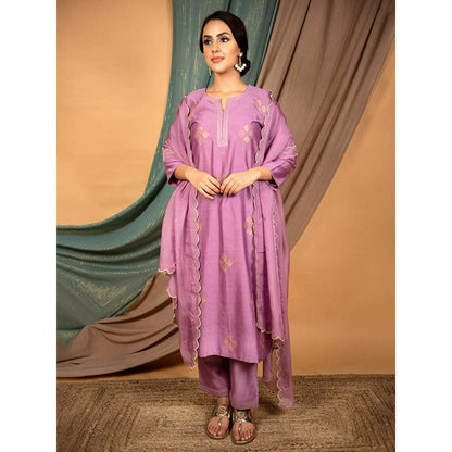 Priya Chaudhary Purple Embroidered Chanderi Silk Kurta