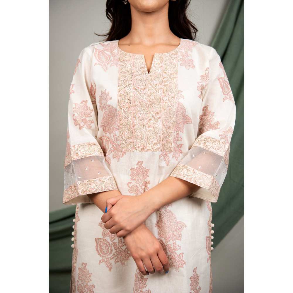 Priya Chaudhary Brown Kurta (Set of 2)