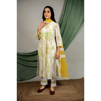 Priya Chaudhary Green Kurtas (Set of 3)