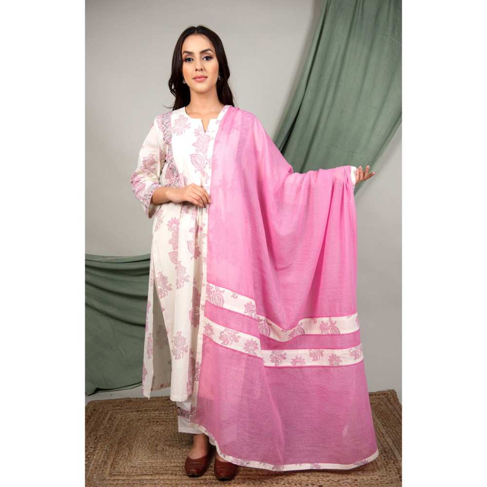 Priya Chaudhary Pink Kurtas (Set of 3)