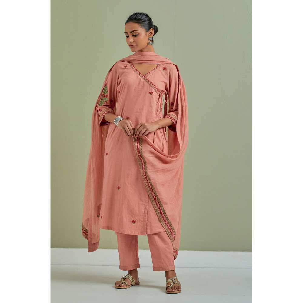 Priya Chaudhary Cotton Embroidered Peach Kurta with Pant and Dupatta (Set of 3)