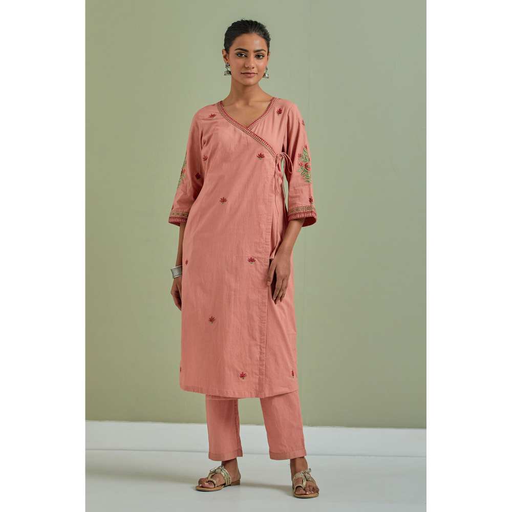 Priya Chaudhary Cotton Embroidered Peach Kurta