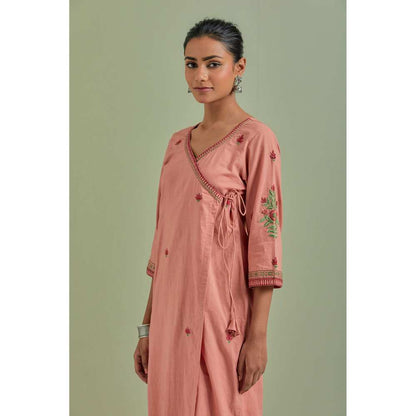 Priya Chaudhary Cotton Embroidered Peach Kurta